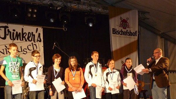 Siegerehrung Jugend Staffel Landkreislauf 2012